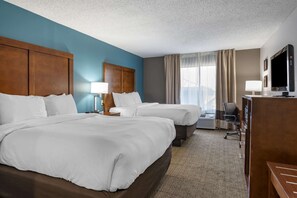 Desk, laptop workspace, iron/ironing board, free cots/infant beds - Comfort Inn Plainfield - Indianapolis Airport (Plainfield)