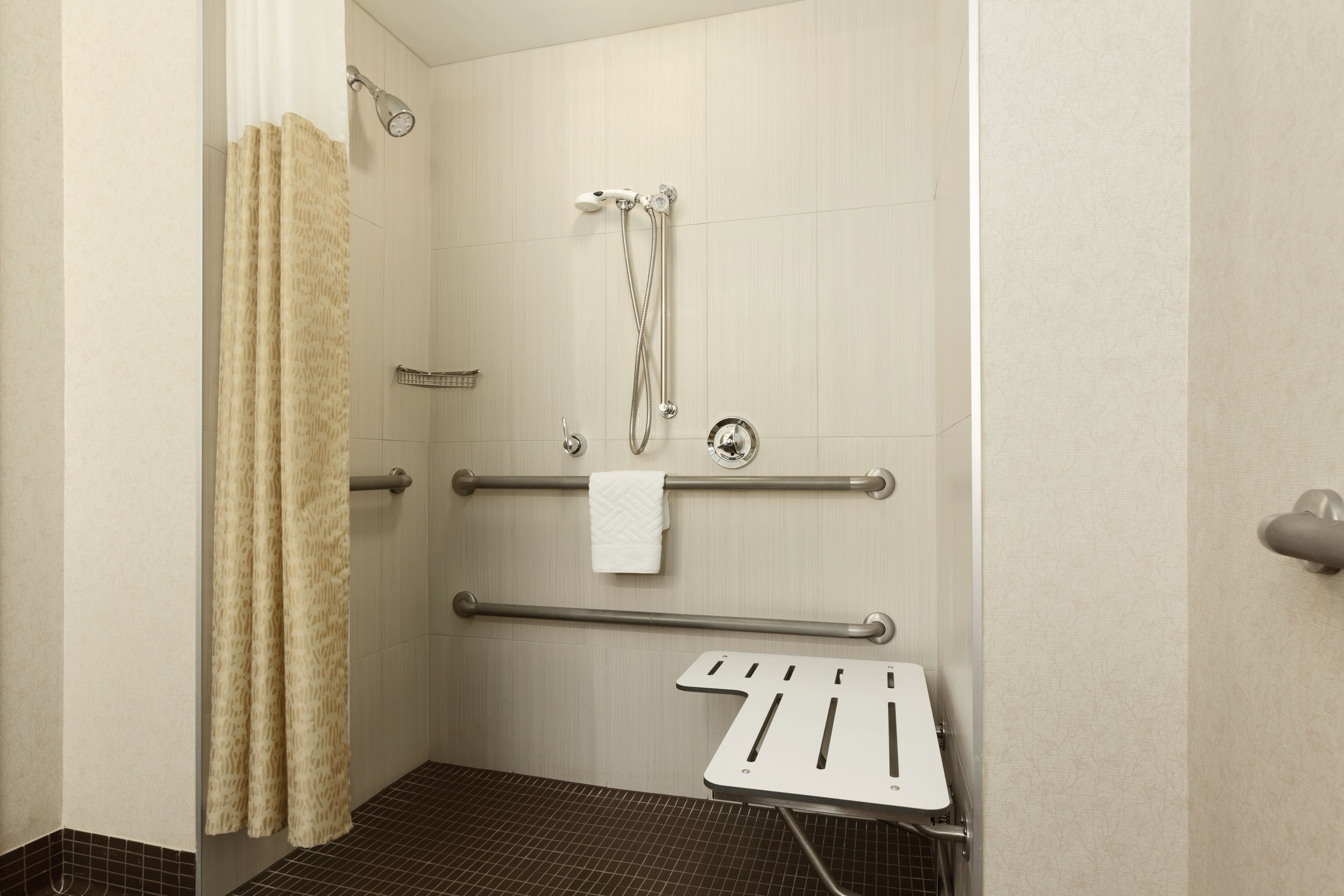 Photo - DoubleTree by Hilton Hotel Boston Bayside