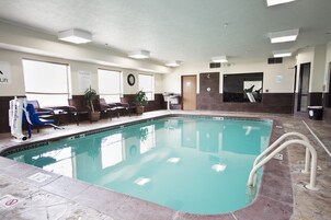 Una piscina techada