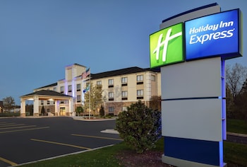 Holiday Inn Express Adrian by IHG