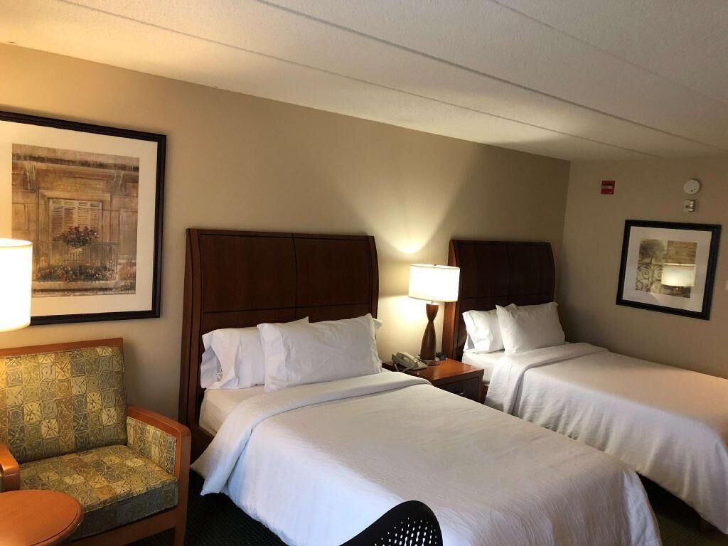Premium bedding, in-room safe, desk, iron/ironing board