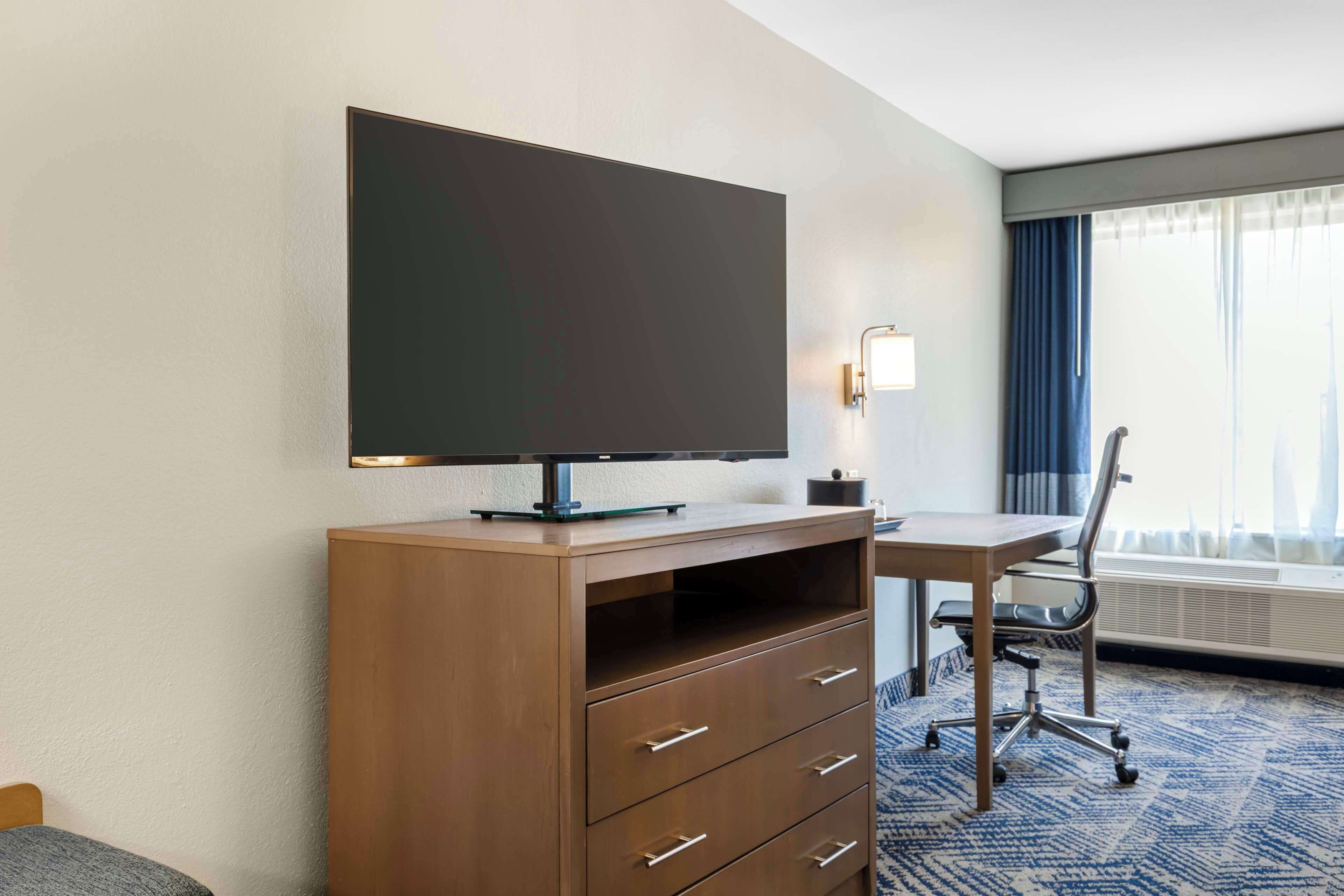 standard room, 2 queen beds, non smoking, refrigerator & microwave | 1 bedroom, pillow-top beds, in-room safe, desk