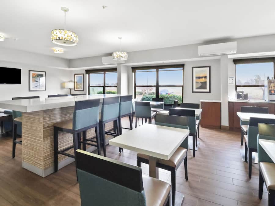 Free buffet breakfast