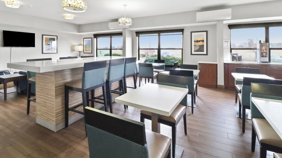 Comfort Inn Dunn near I-95