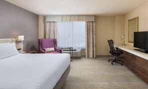 Premium bedding, in-room safe, desk, laptop workspace - Hilton Garden Inn San Francisco Arpt North (South San Francisco)