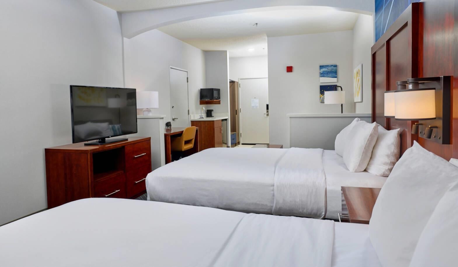 Studio Suite, Multiple Beds | Desk, laptop workspace, blackout drapes, iron/ironing board