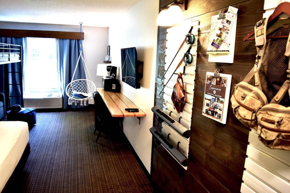 Suite, varias camas, para no fumadores (Explorer) | Sábanas de algodón egipcio, ropa de cama de alta calidad y edredón