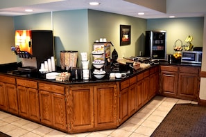 Free daily continental breakfast 