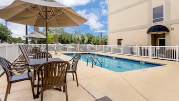 Seasonal outdoor pool, open 8 AM to 10 PM, pool umbrellas, sun loungers