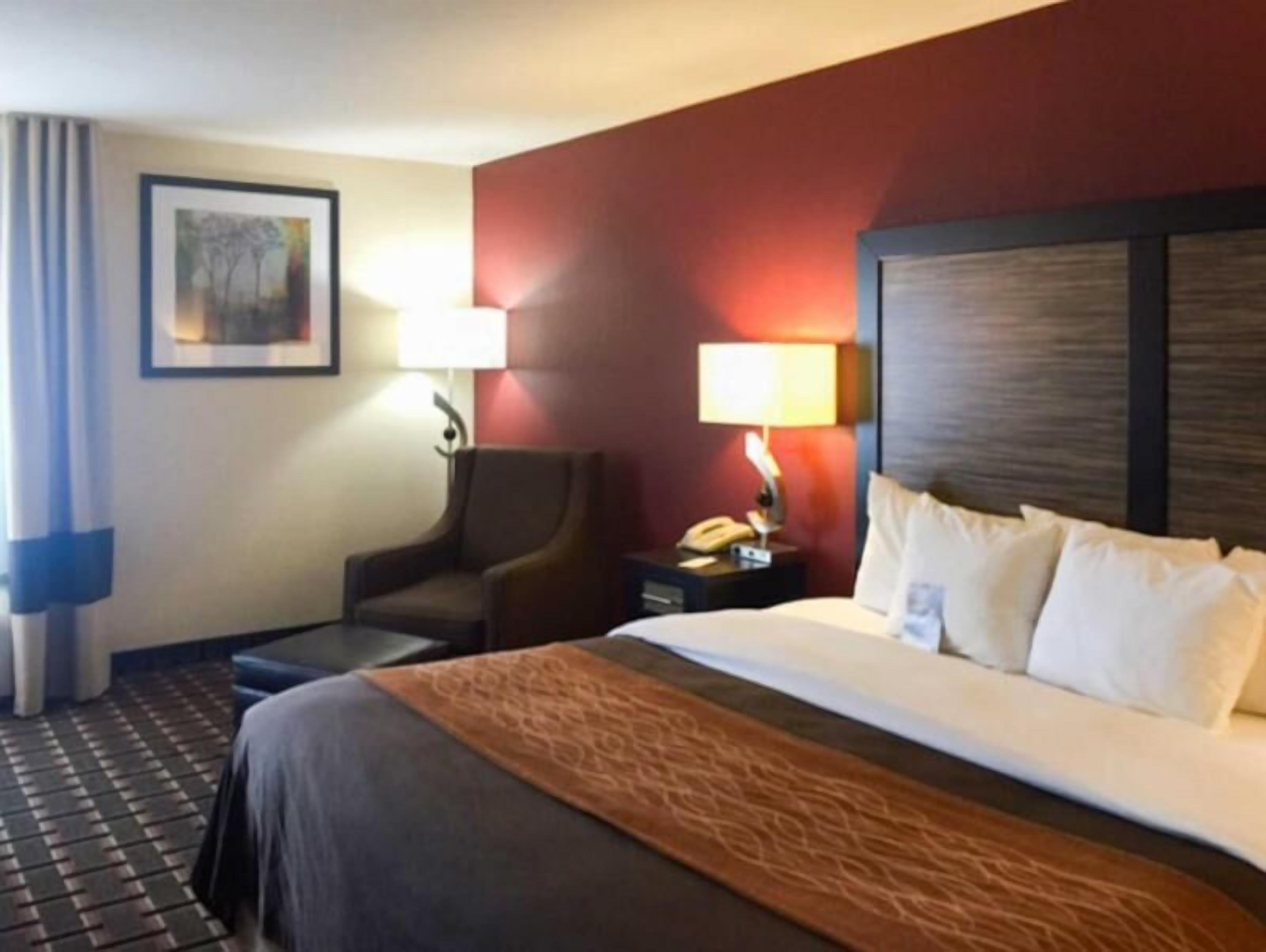 In-room safe, iron/ironing board, free WiFi, bed sheets