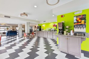 Free daily buffet breakfast - Quality Inn Edmund Pettus Bridge Area (Selma)