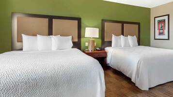 Bureau, fer et planche à repasser, Wi-Fi gratuit, draps fournis