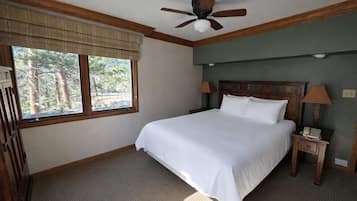 Superior Suite | In-room safe, iron/ironing board, free cribs/infant beds, free WiFi