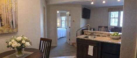 Suite Deluxe | Comedor