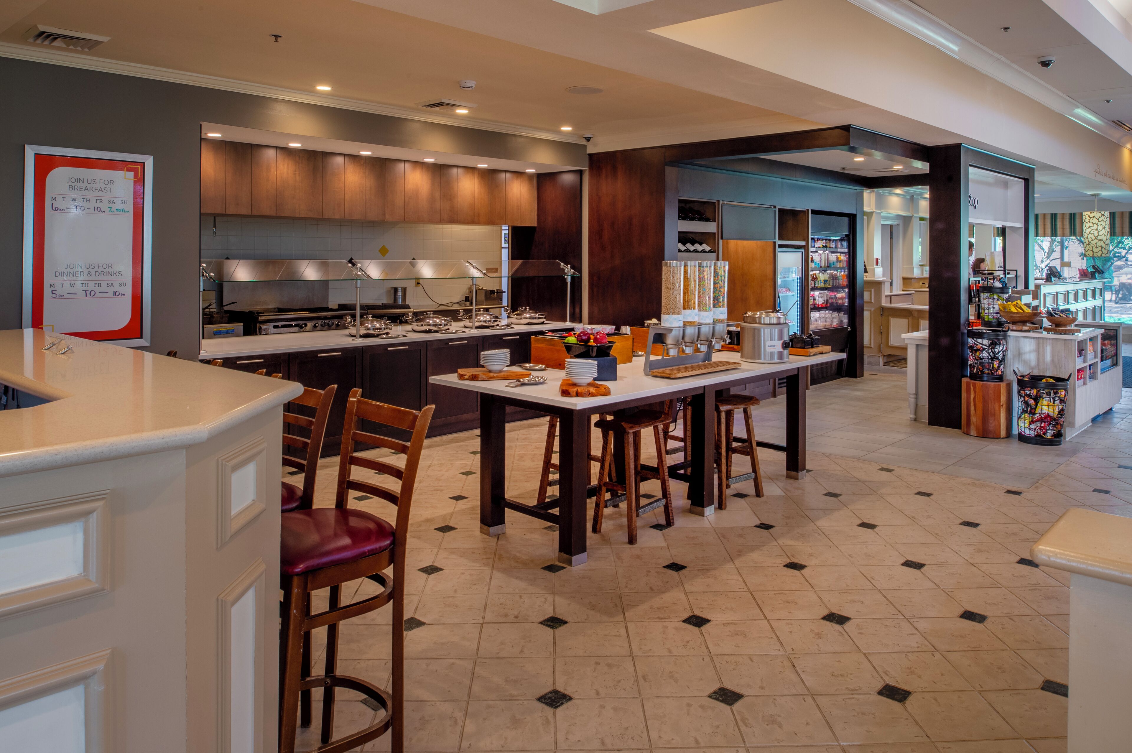 breakfast, lunch and dinner served