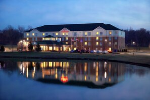 Exterior - Hilton Garden Inn Chesterfield (Chesterfield)