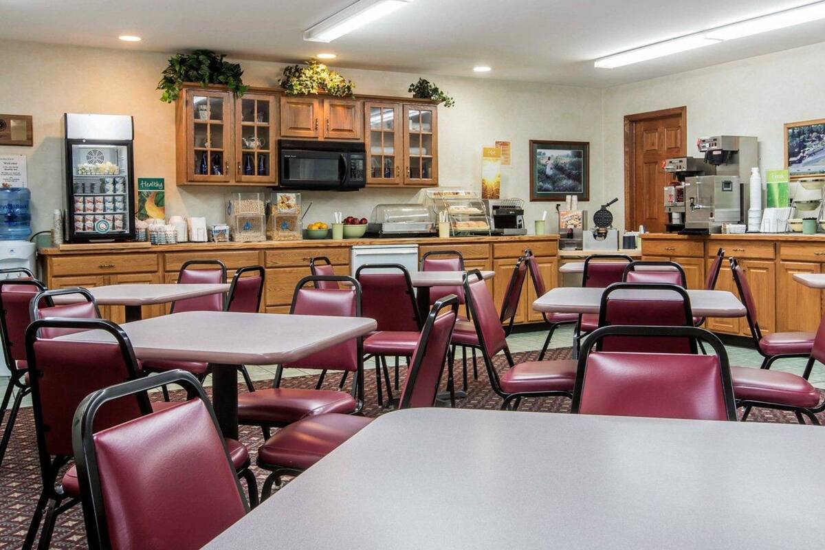 free daily on-the-go breakfast