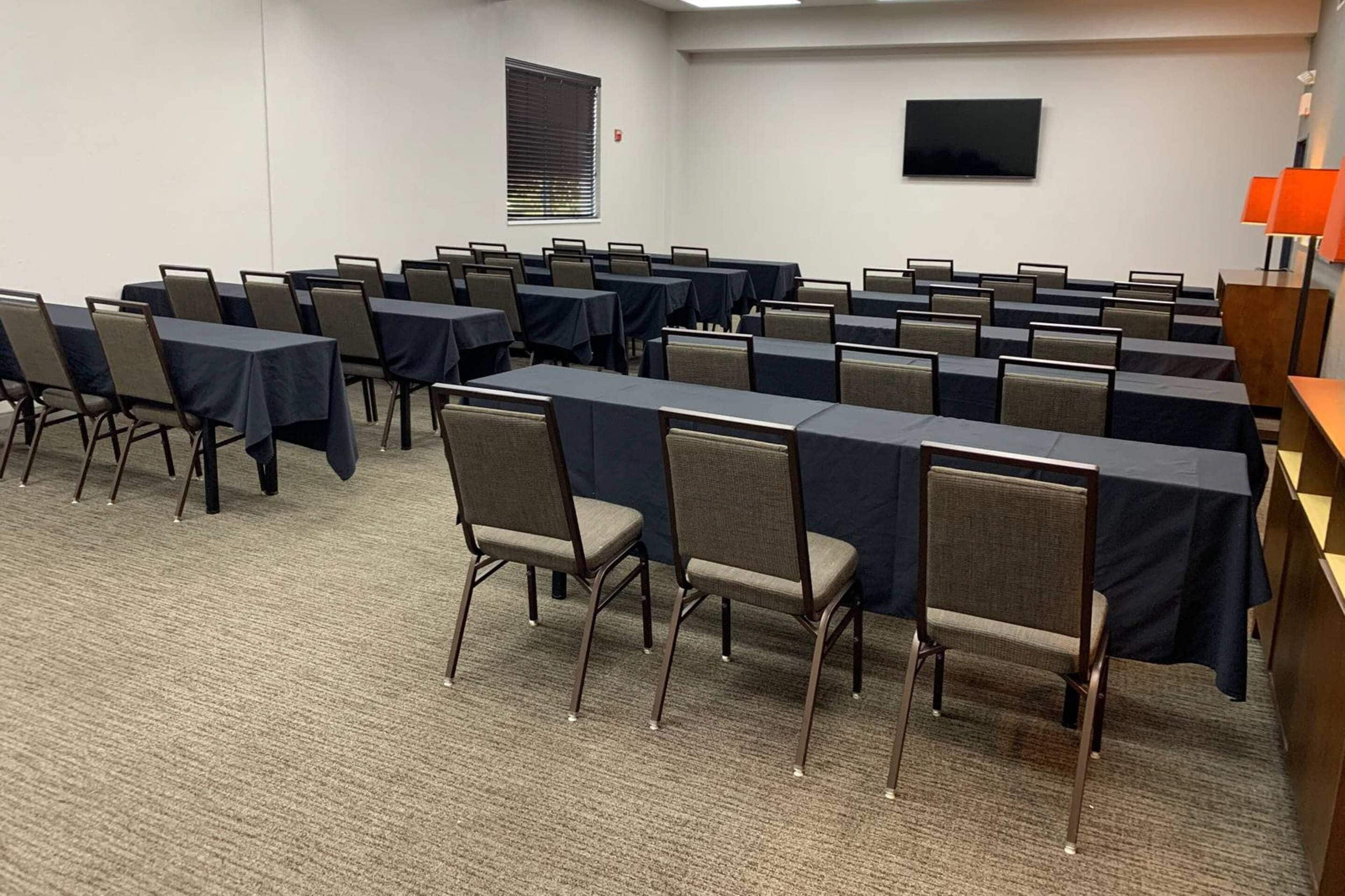 Photo - Country Inn & Suites by Radisson, Austin North (Pflugerville), TX