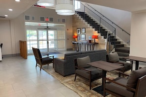 Lobby - Country Inn & Suites by Radisson, Austin North (Pflugerville), TX (Austin)