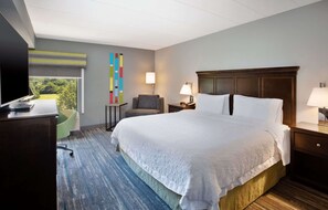 Down comforters, in-room safe, desk, iron/ironing board