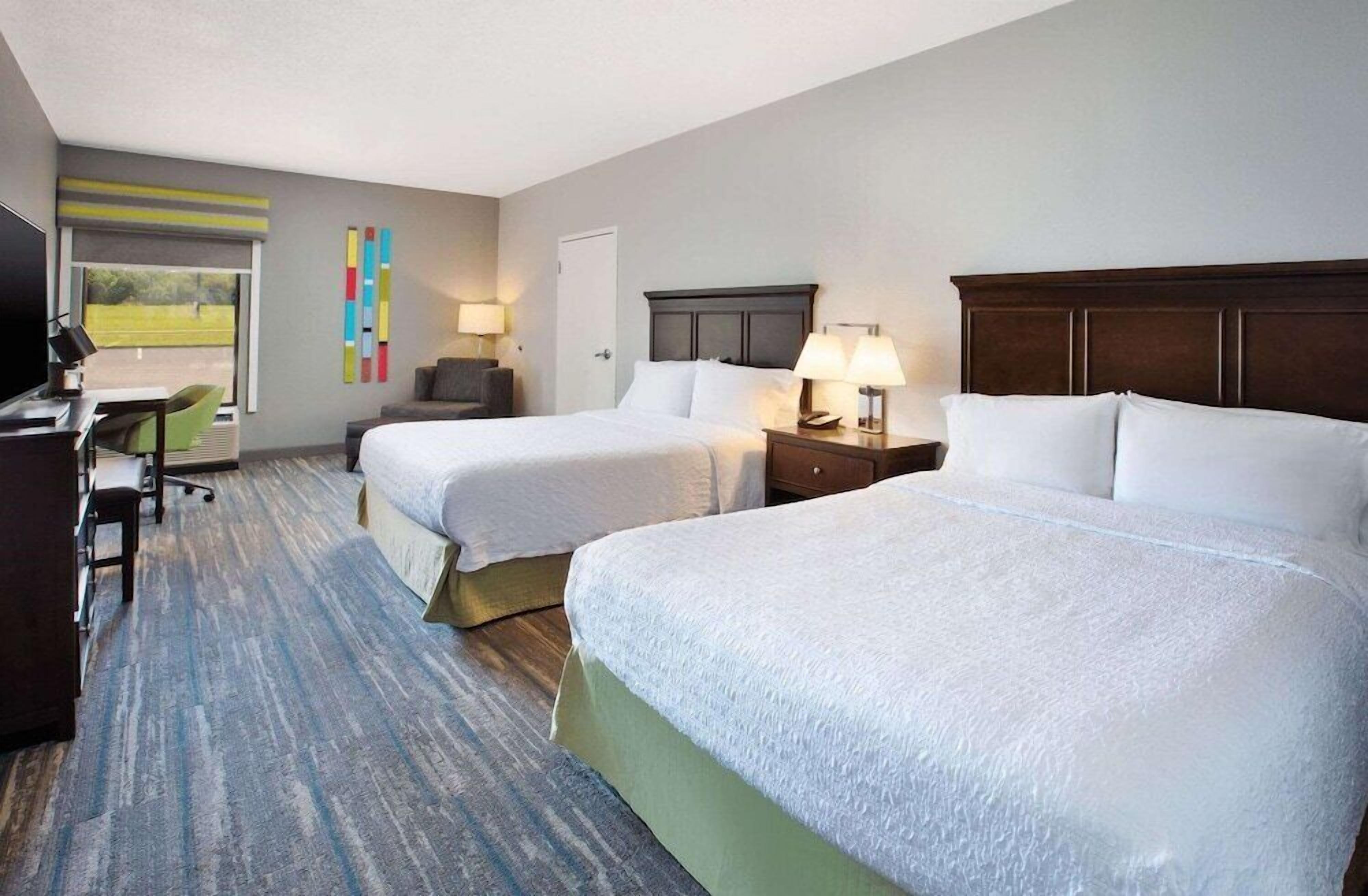 Down comforters, in-room safe, desk, iron/ironing board