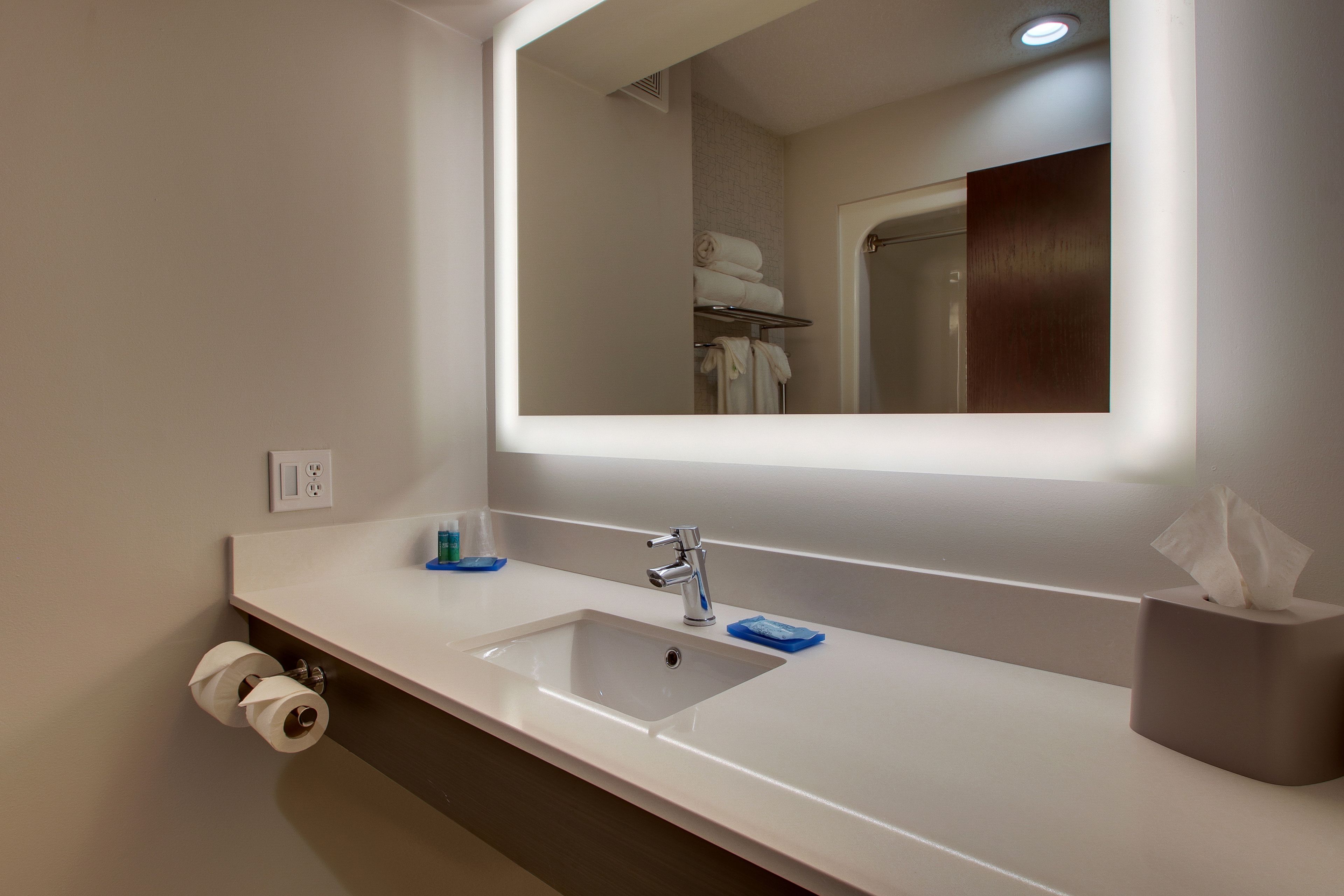 desk, iron/ironing board, free cots/infant beds, free rollaway beds