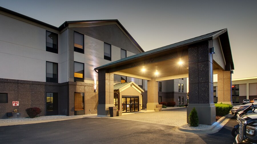 Holiday Inn Express & Suites Lebanon by IHG