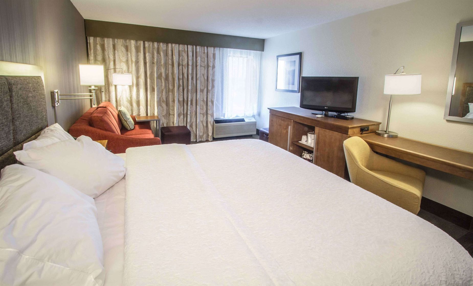 In-room safe, iron/ironing board, free cots/infant beds, rollaway beds