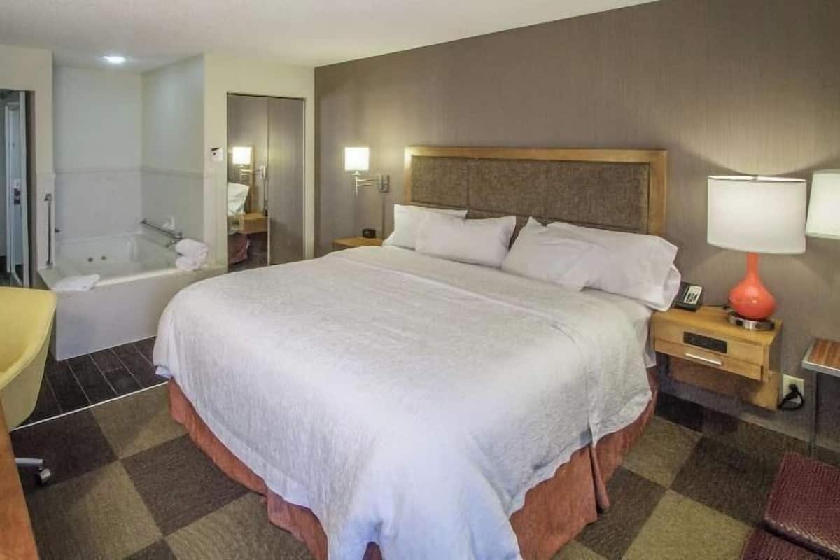 In-room safe, iron/ironing board, free cots/infant beds, rollaway beds