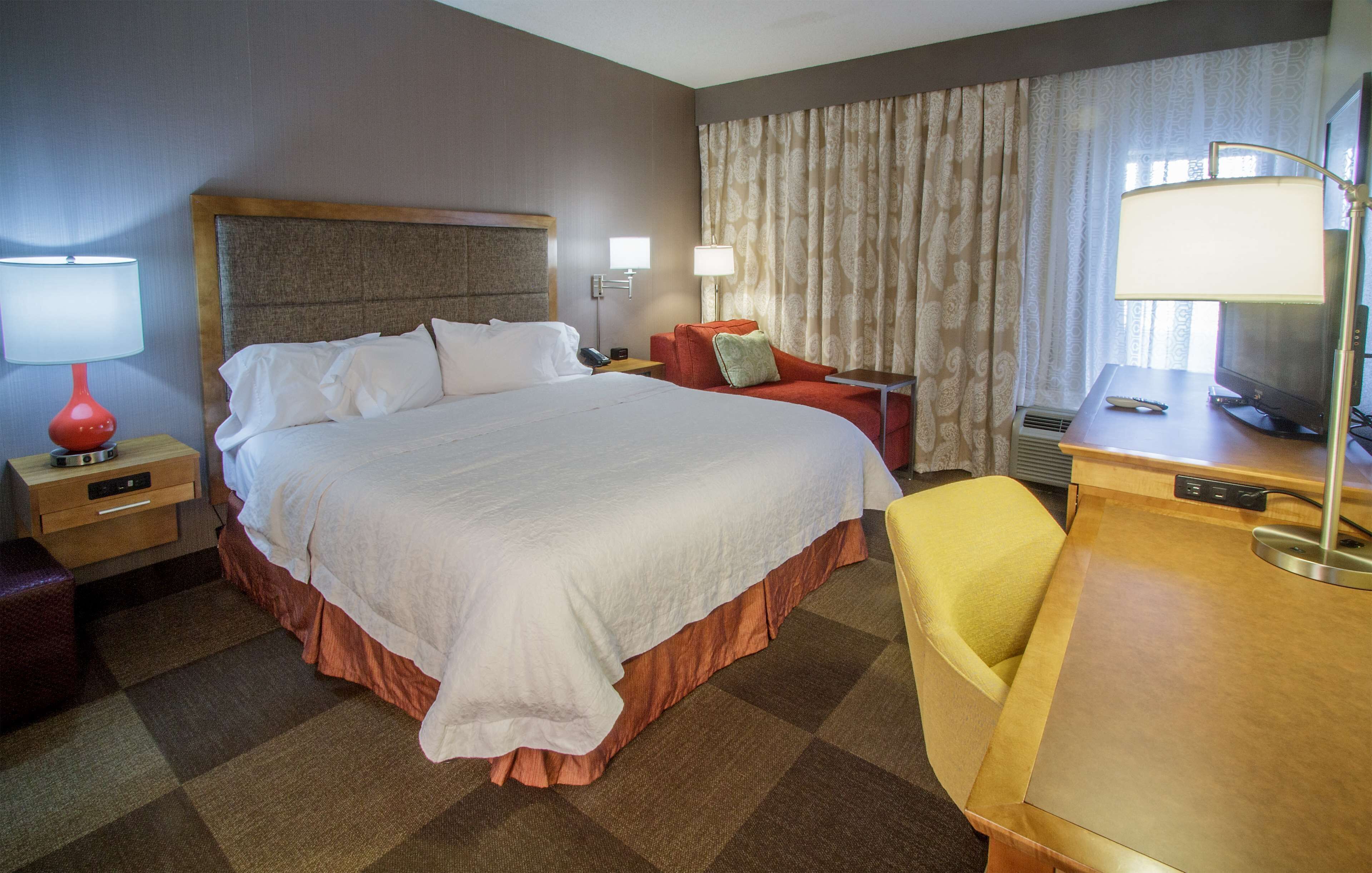 In-room safe, iron/ironing board, free cots/infant beds, rollaway beds
