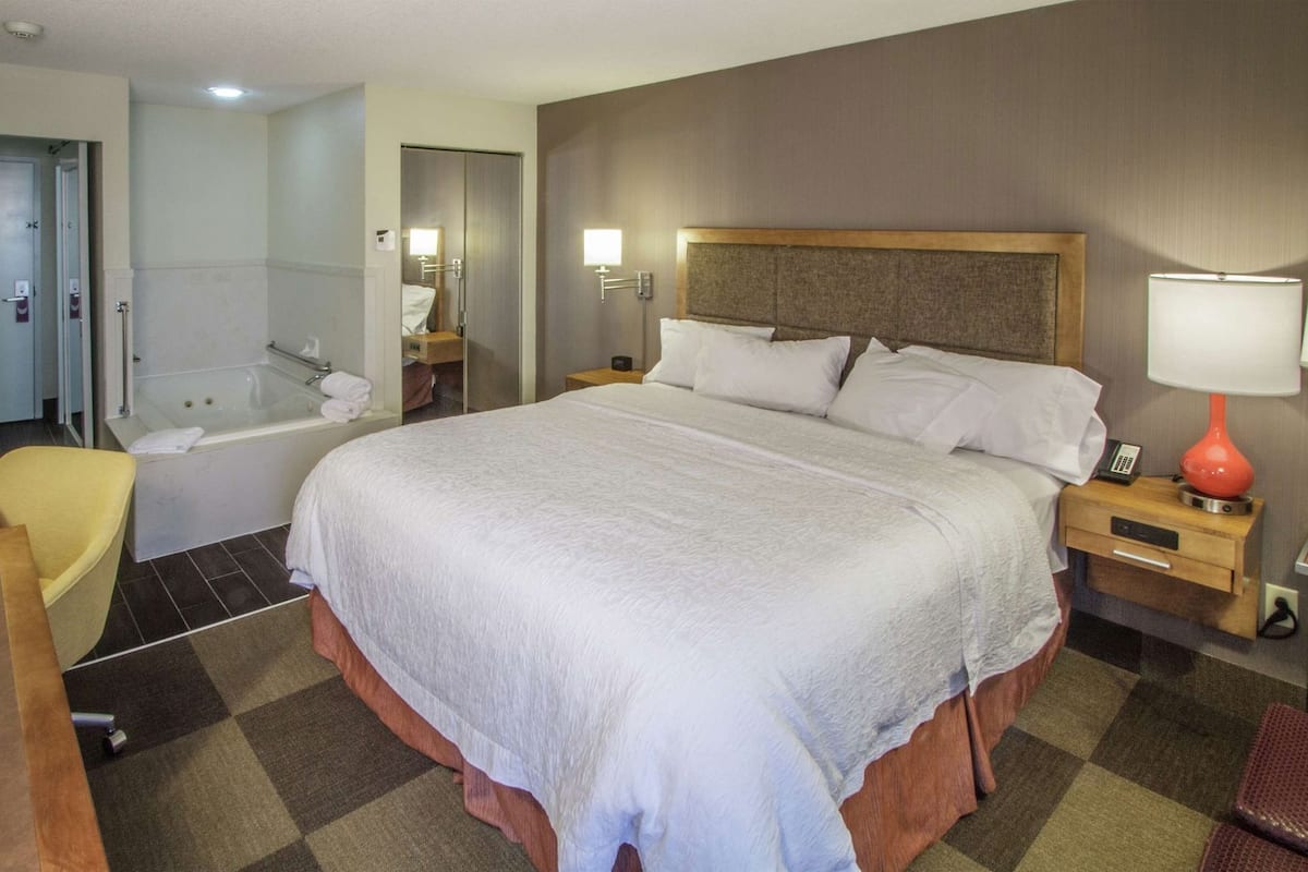 In-room safe, iron/ironing board, free cots/infant beds, rollaway beds
