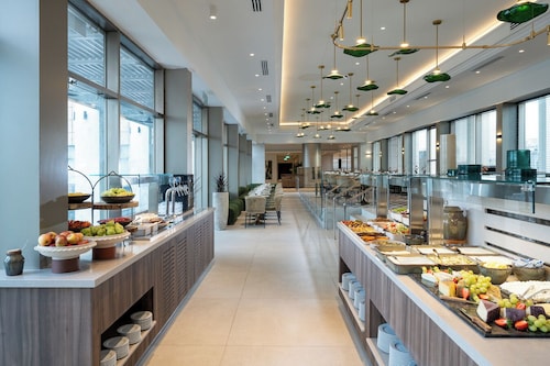 Leonardo Plaza City Tower