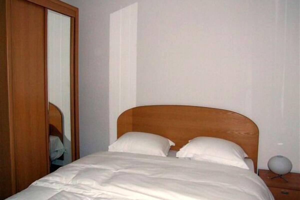 Desk, blackout drapes, iron/ironing board, cribs/infant beds