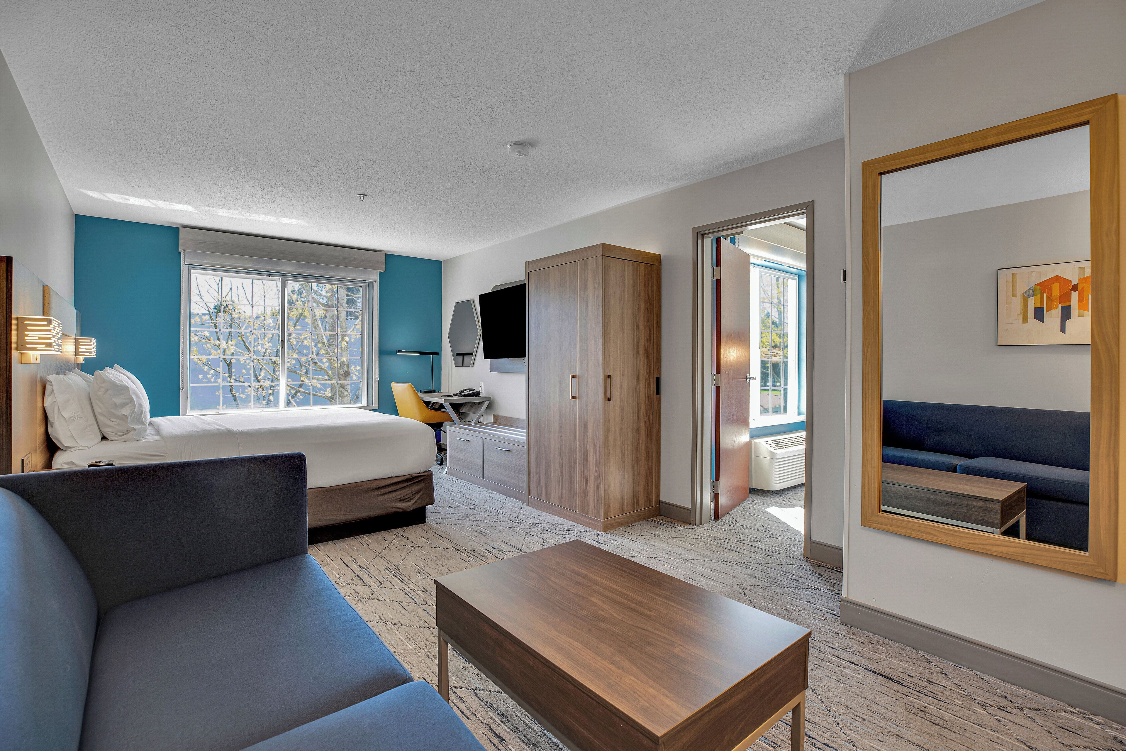 Premium bedding, down comforters, pillowtop beds, desk