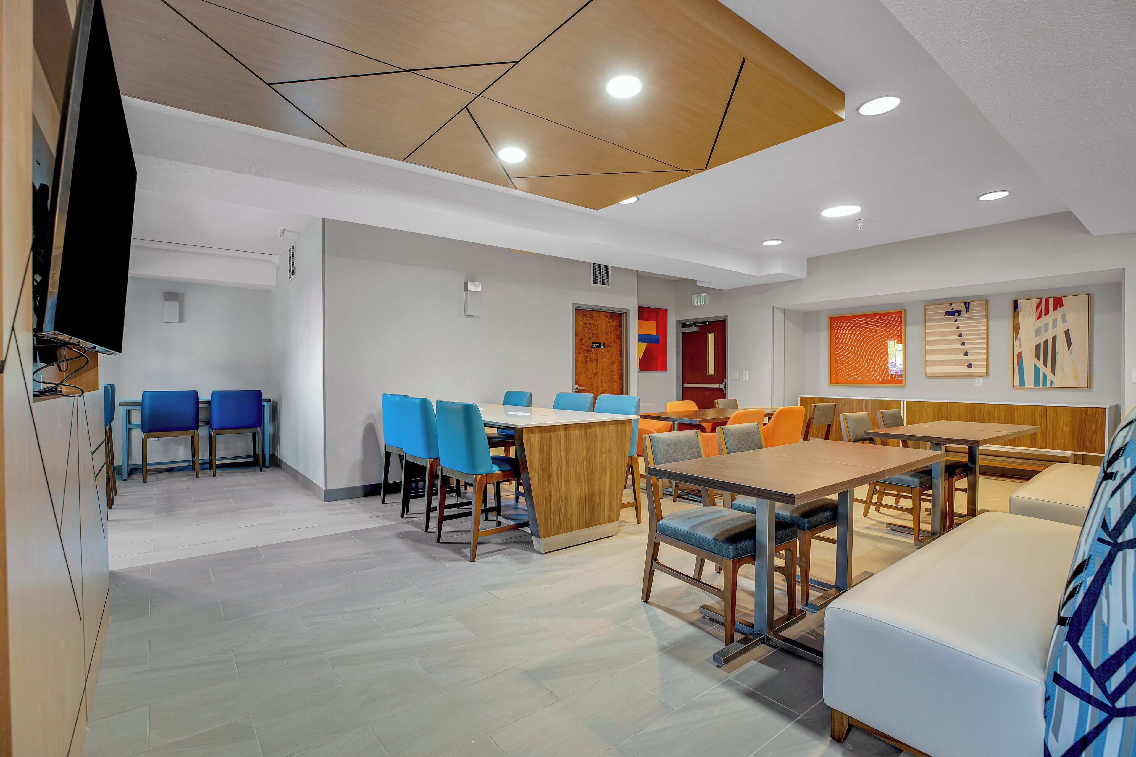 Photo - Holiday Inn Express Hotel & Suites Portland-Jantzen Beach by IHG