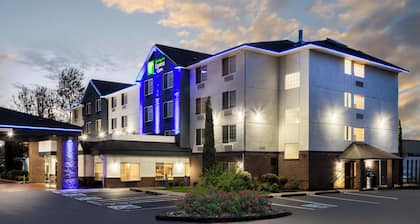 Holiday Inn Express Hotel & Suites Portland-Jantzen Beach by IHG
