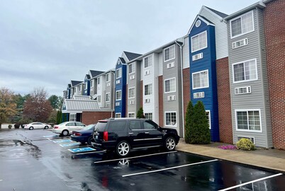 Microtel Inn by Wyndham Georgetown