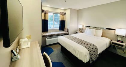 Microtel Inn by Wyndham Georgetown