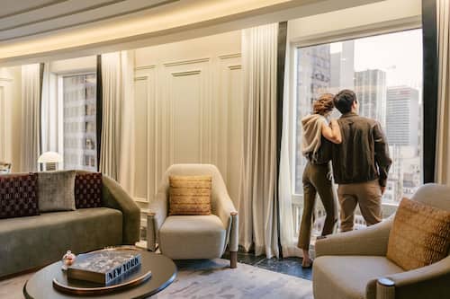 Penthouse Suite 1 King Bedroom, Manhattan Skyline View, Living & Dining Rooms, Kitchenette