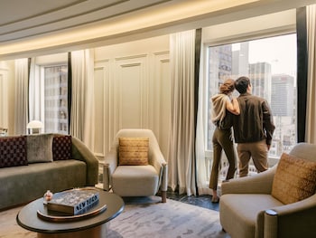 Penthouse Suite 1 King Bedroom, Manhattan Skyline View, Living & Dining Rooms, Kitchenette | Living room | 42-inch LED TV with digital channels, TV, pay movies at Sofitel New York