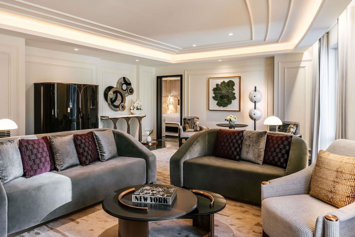 Penthouse Suite, 1 King Bedroom, Manhattan Skyline View | 1 bedroom, premium bedding, down duvets, pillow-top beds