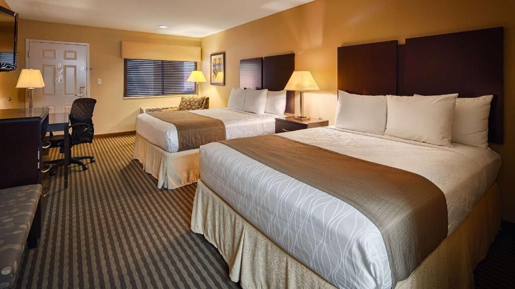 In-room safe, iron/ironing board, free WiFi, bed sheets