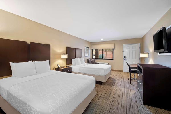 In-room safe, iron/ironing board, WiFi (free), alarm clocks