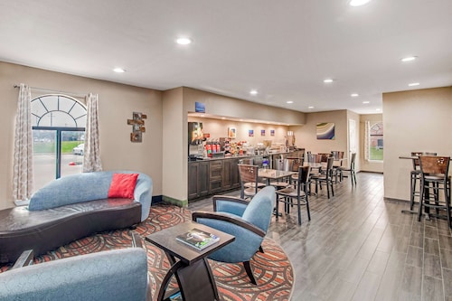 Best Western Cedar Inn