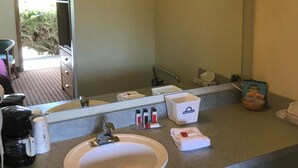 Room - Days Inn by Wyndham Richland (Richland)