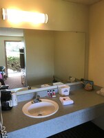 Blackout drapes, rollaway beds, free WiFi, bed sheets