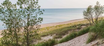 Super 8 by Wyndham Valparaiso