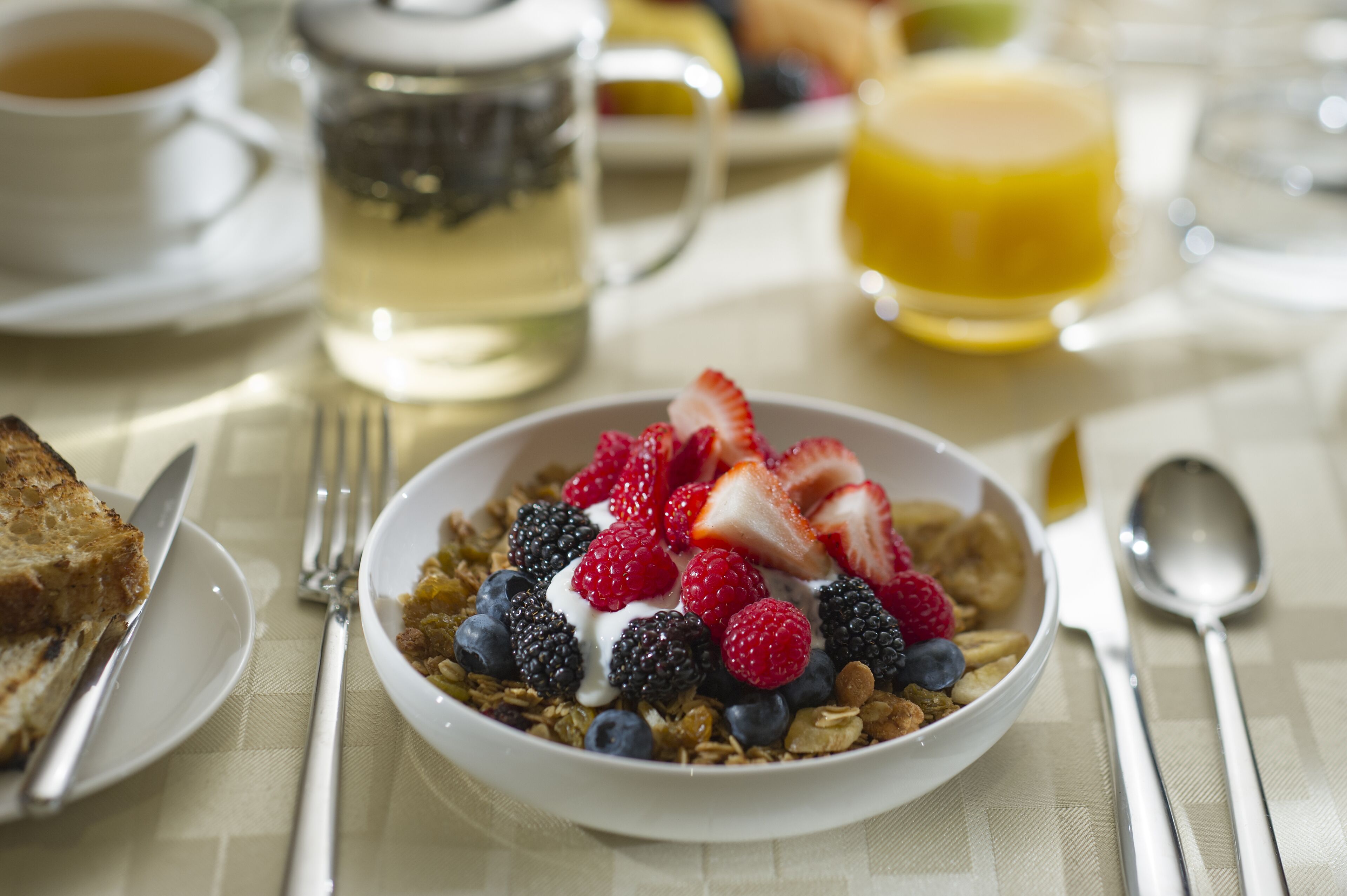 daily buffet breakfast (usd 33 per person)