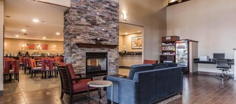 คอมฟอร์ต สวีทส์ ฟอร์ตเวย์น นอร์ท  