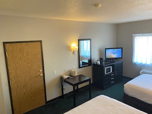 Deluxe Room, 2 Queen Beds, Non Smoking | Desk, free WiFi, bed sheets, alarm clocks - FairBridge Inn & Suites Glendive (Glendive)